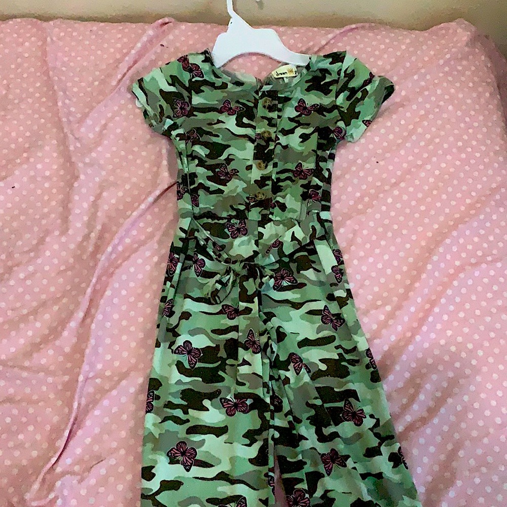 I am selling a jumpsuit by Dream Girl. Size 10/12.